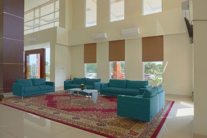 Imagen de los interiores del Hotel Oyo 3269 Grand Sayang Park Makass. Foto 16