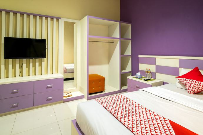Imagen de la habitación del Hotel Oyo 342 De'kayakini. Foto 2