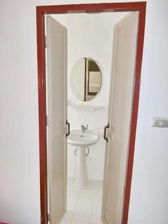 Imagen de la habitación del Hotel Oyo 343 Wanna Marine. Foto 14