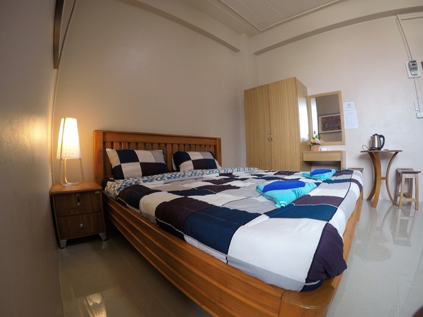 Imagen de la habitación del Hotel Oyo 349 Aroonrung House. Foto 14
