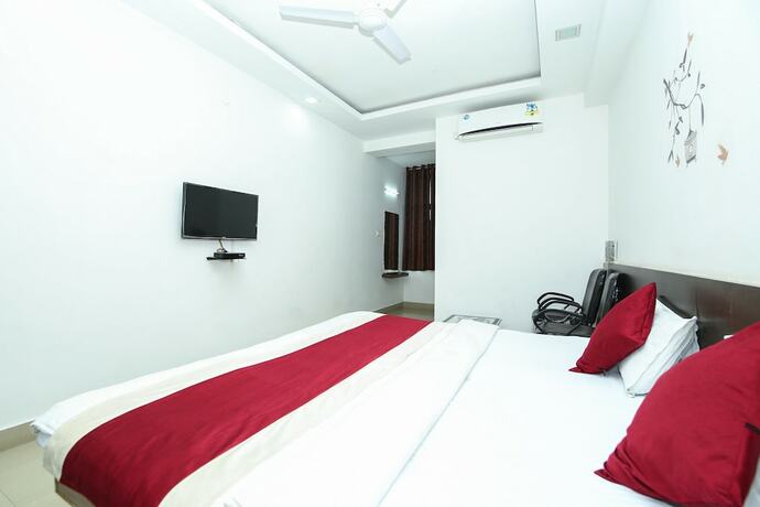 Imagen de la habitación del Hotel Oyo 3603 White Pearl. Foto 6