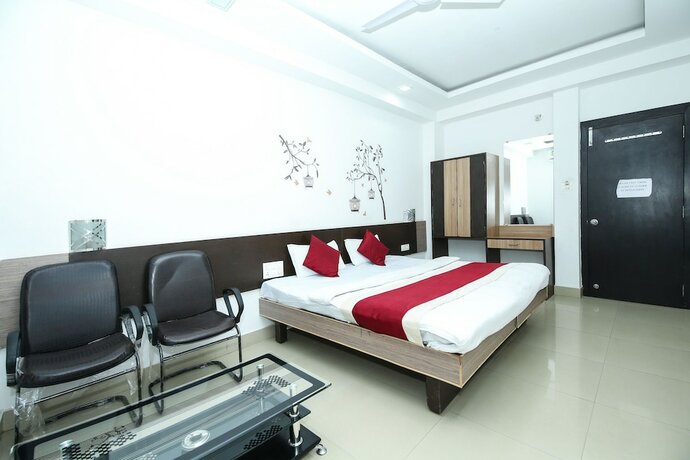 Imagen de la habitación del Hotel Oyo 3603 White Pearl. Foto 7