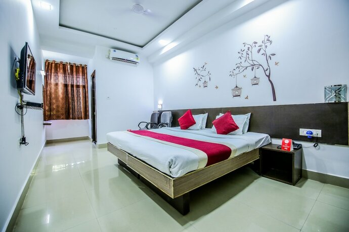 Imagen de la habitación del Hotel Oyo 3603 White Pearl. Foto 15