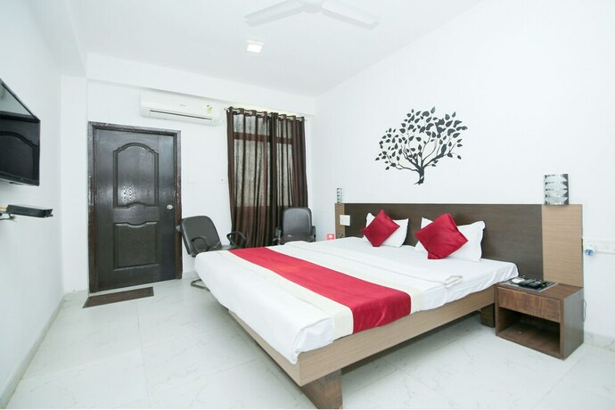 Imagen de la habitación del Hotel Oyo 3603 White Pearl. Foto 18