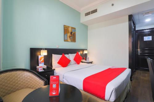 Imagen de la habitación del Hotel Oyo 367 Eureka. Foto 13