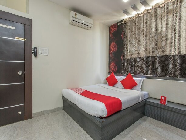 Imagen de la habitación del Hotel Oyo 3689 Sky. Foto 12