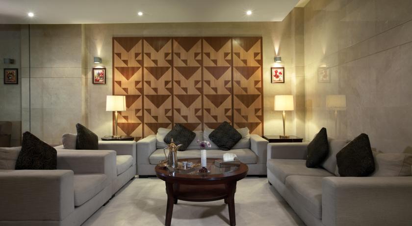 Imagen de los interiores del Hotel Oyo 372 Nawazi Watheer. Foto 12