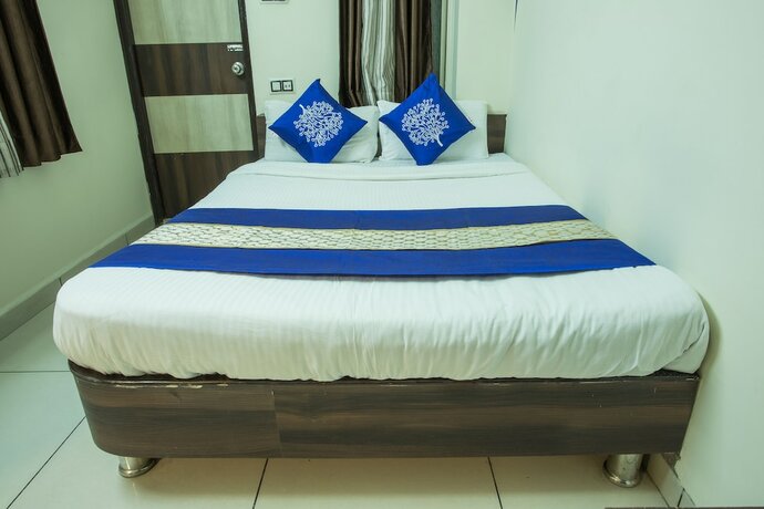 Imagen de la habitación del Hotel Oyo 4042 Mehar Residency. Foto 8
