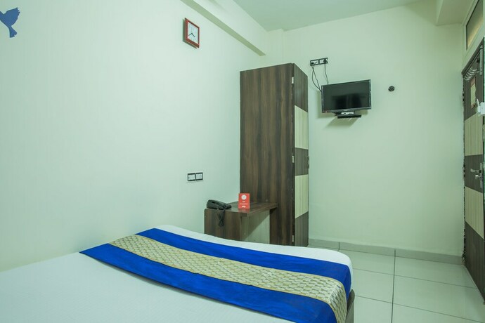 Imagen de la habitación del Hotel Oyo 4042 Mehar Residency. Foto 16