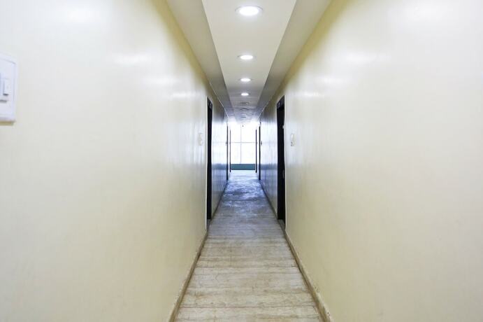 Imagen de los interiores del Hotel Oyo 4101 D P International. Foto 17