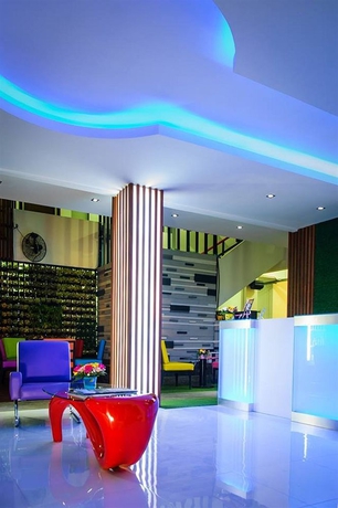 Imagen de los interiores del Hotel Oyo 412 7 Days. Foto 4