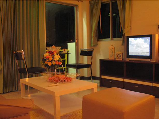 Imagen de la habitación del Hotel Oyo 424 The Room Resort Apartment. Foto 4