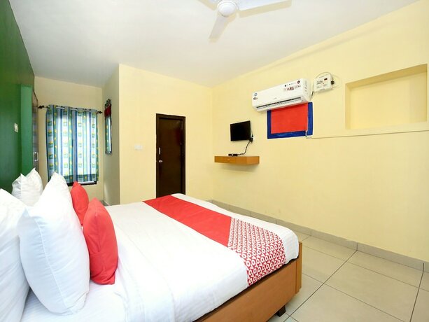 Imagen de la habitación del Hotel Oyo 4256 Rajmahal. Foto 21