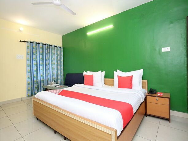 Imagen de la habitación del Hotel Oyo 4256 Rajmahal. Foto 22