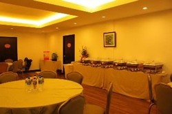 Imagen del bar/restaurante del Hotel Oyo 430 Oak Valley Boutique. Foto 6