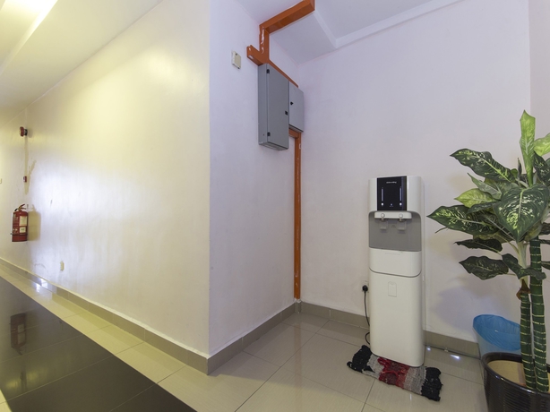 Imagen de los interiores del Hotel Oyo 439 Night Queen. Foto 11