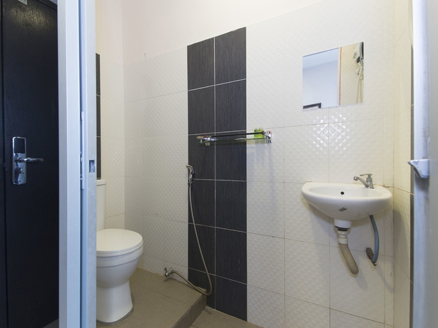 Imagen de la habitación del Hotel Oyo 439 Night Queen. Foto 3