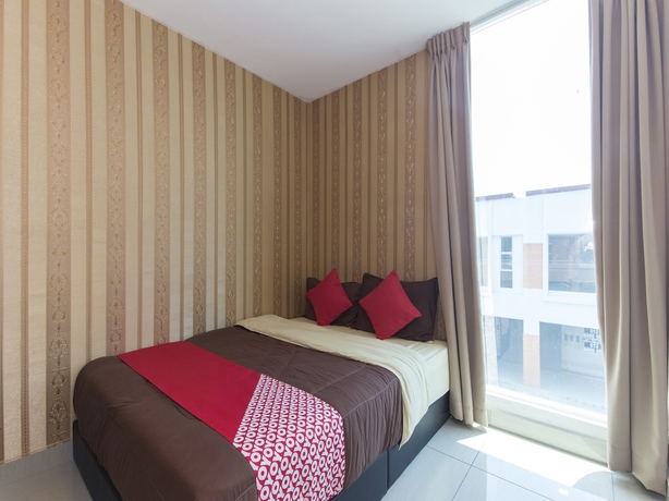 Imagen de la habitación del Hotel Oyo 439 Night Queen. Foto 4