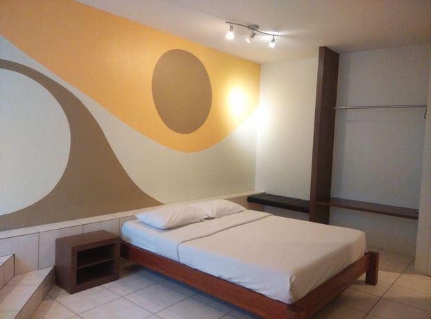 Imagen de la habitación del Hotel Oyo 44034 Furama Lodging House. Foto 11