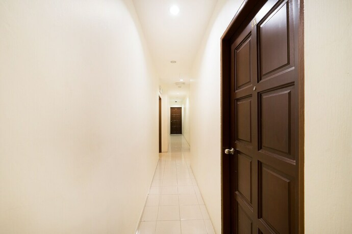 Imagen de los interiores del Hotel Oyo 44053 El Zahra Moda Alor Setar. Foto 25