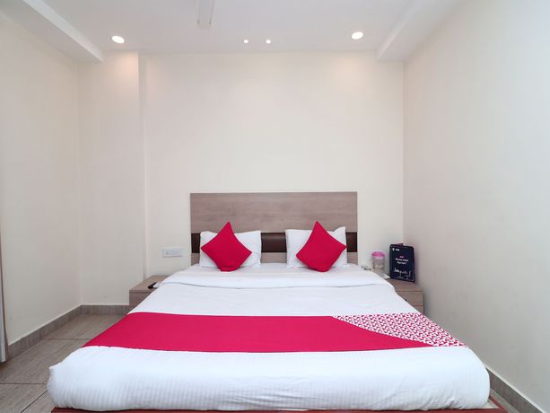Imagen de la habitación del Hotel Oyo 4477 City Square. Foto 8