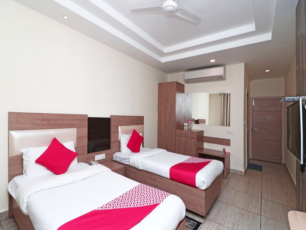 Imagen de la habitación del Hotel Oyo 4477 City Square. Foto 10