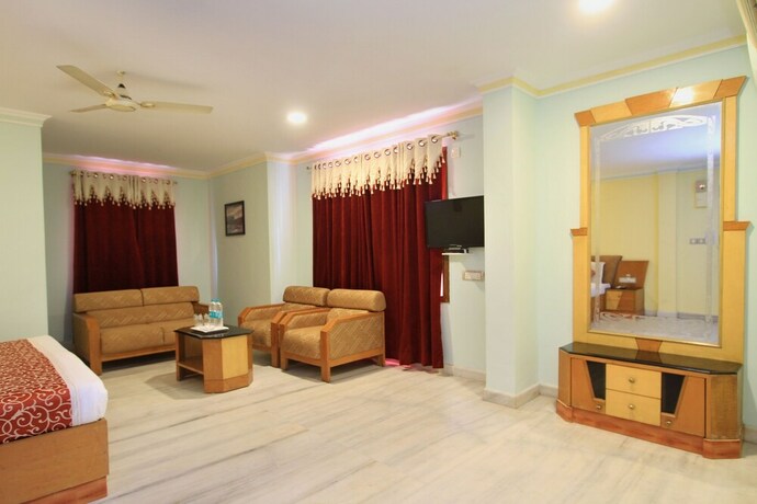 Imagen de la habitación del Hotel Oyo 4531 Pleasant Stay Inn. Foto 5