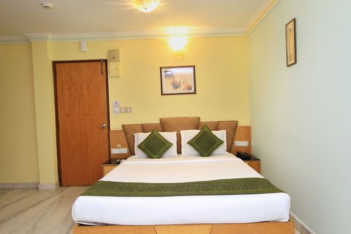 Imagen de la habitación del Hotel Oyo 4531 Pleasant Stay Inn. Foto 7