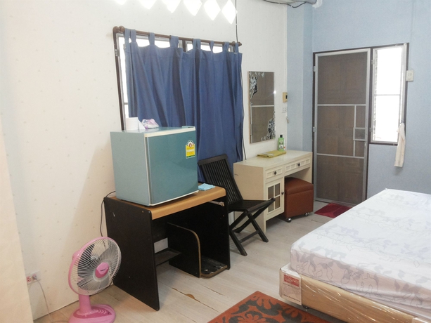 Imagen de la habitación del Hotel Oyo 471 Sunshine Apartment. Foto 6