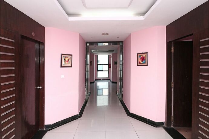 Imagen general del Hotel Oyo 4754 Center Point. Foto 1