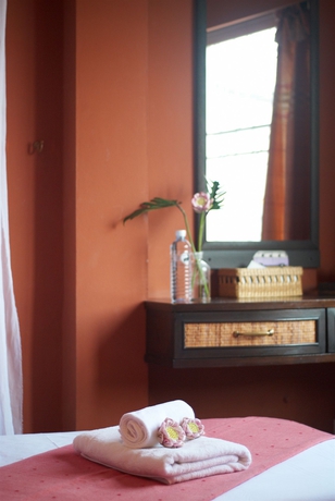 Imagen de la habitación del Hotel Oyo 482 Pannee Lodge Khaosan. Foto 7