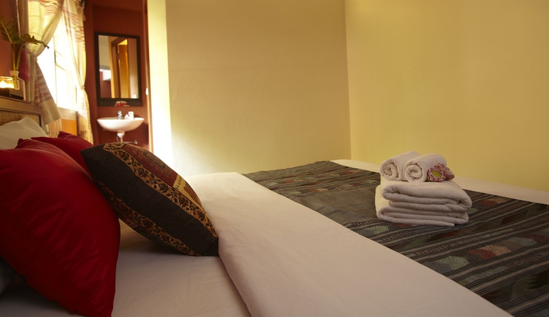 Imagen de la habitación del Hotel Oyo 482 Pannee Lodge Khaosan. Foto 10