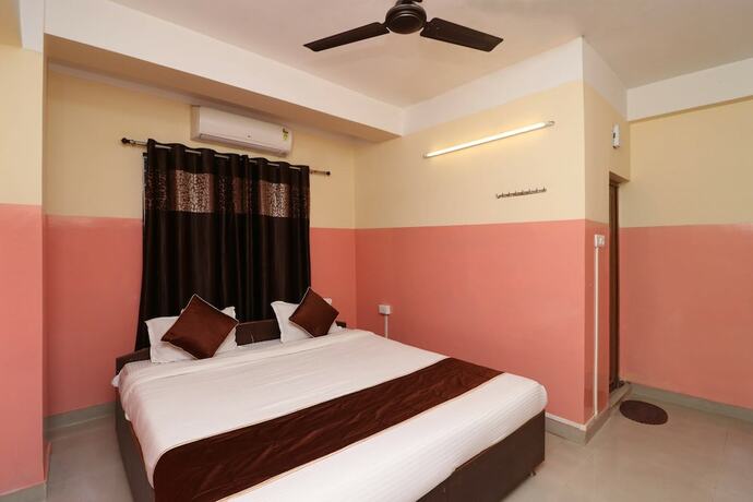 Imagen general del Hotel Oyo 4979 Prabha Palace Lodge. Foto 1