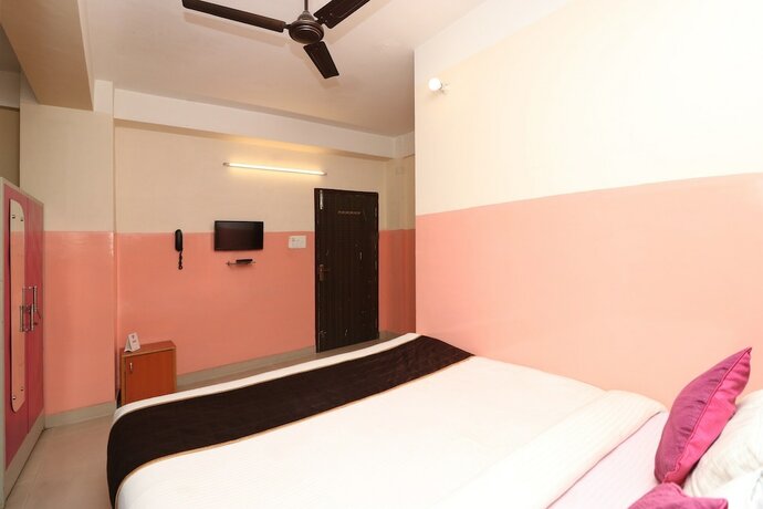 Imagen general del Hotel Oyo 4979 Prabha Palace Lodge. Foto 10