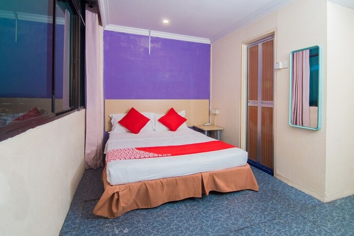 Imagen de la habitación del Hotel Oyo 510 Sri Indar. Foto 30