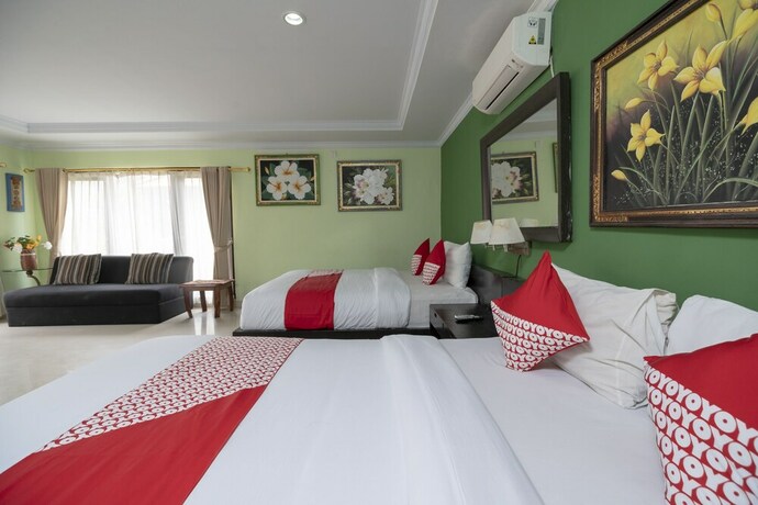 Imagen de la habitación del Hotel Oyo 523 Dedy Beach Inn. Foto 4