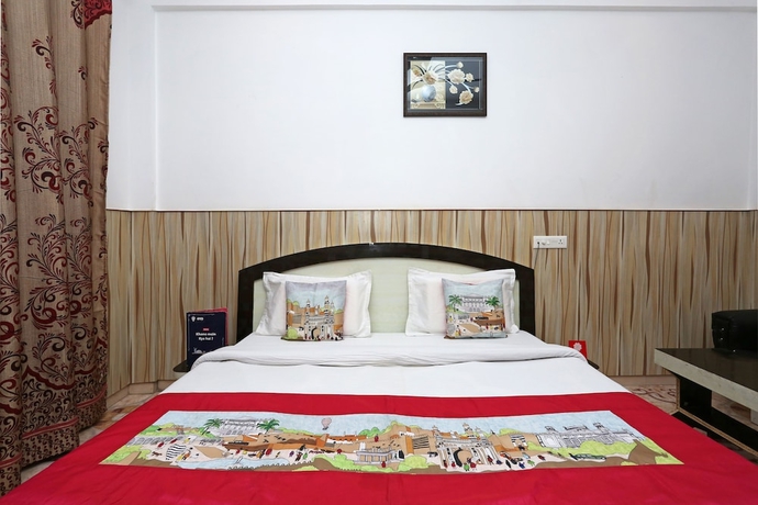 Imagen de la habitación del Hotel Oyo 5239 Satya Shree. Foto 4
