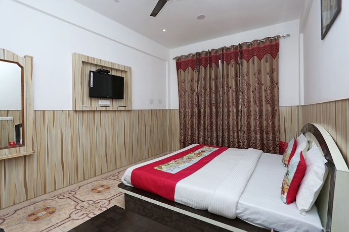 Imagen de la habitación del Hotel Oyo 5239 Satya Shree. Foto 5