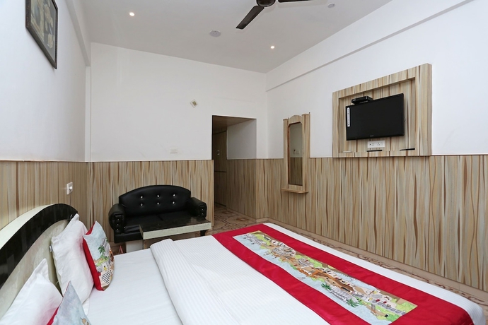 Imagen de la habitación del Hotel Oyo 5239 Satya Shree. Foto 8