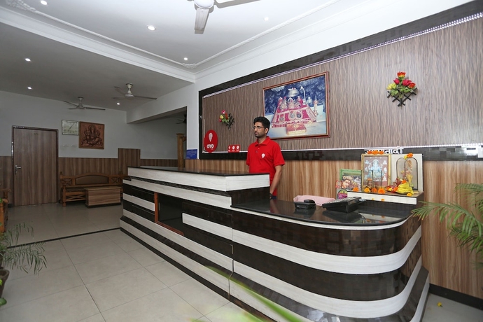 Imagen de los interiores del Hotel Oyo 5239 Satya Shree. Foto 16
