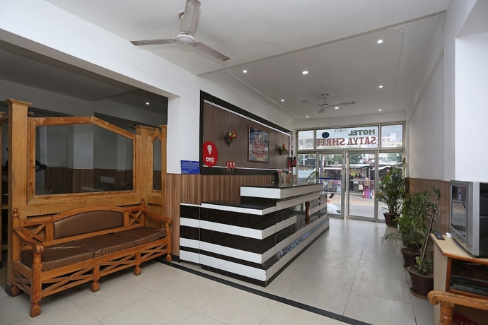 Imagen de los interiores del Hotel Oyo 5239 Satya Shree. Foto 17