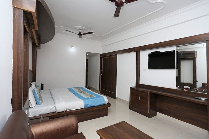 Imagen de la habitación del Hotel Oyo 5239 Satya Shree. Foto 12