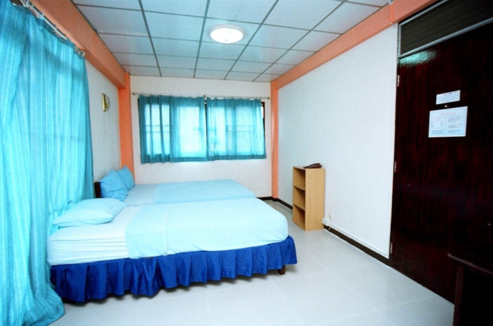 Imagen de la habitación del Hotel Oyo 537 Na Banglampoo. Foto 3