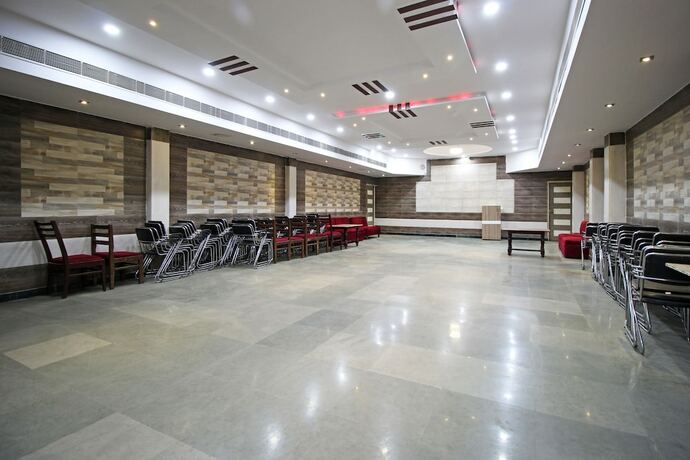 Imagen de los interiores del Hotel Oyo 5539 Merit. Foto 16