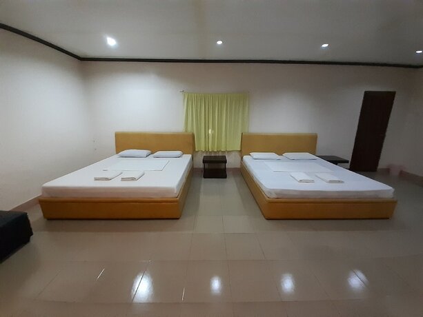 Imagen de la habitación del Hotel Oyo 565 Hillside Resort. Foto 17