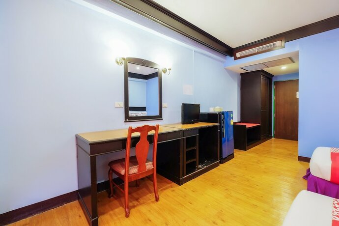 Imagen de la habitación del Hotel Oyo 565 Trang. Foto 12