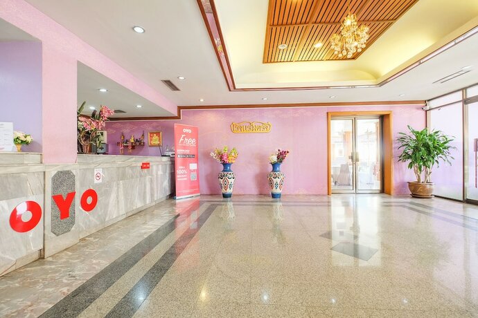 Imagen de los interiores del Hotel Oyo 565 Trang. Foto 20