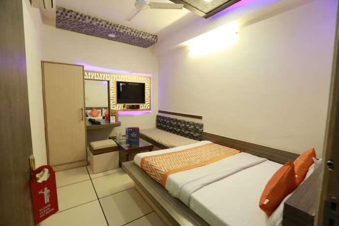 Imagen de la habitación del Hotel Oyo 5688 Gagan Eco. Foto 7