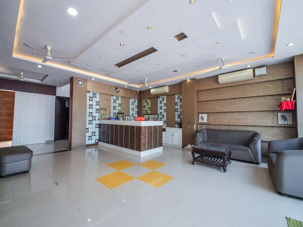 Imagen de los interiores del Hotel Oyo 5715 King Mansion. Foto 19