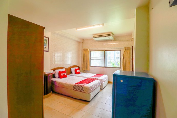 Imagen de la habitación del Hotel Oyo 583 Sweethome Guest House. Foto 4